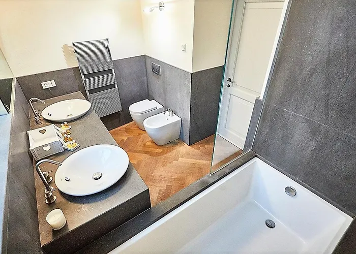 Astra-modern Loft Cathedral View Daire *