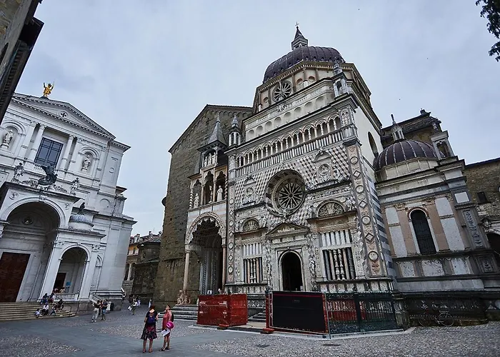 Astra-modern Loft Cathedral View Daire Bergamo