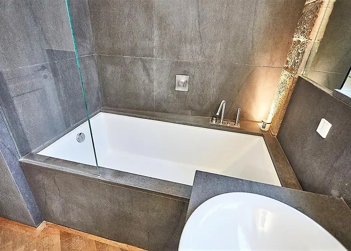 Astra-modern Loft Cathedral View Daire *